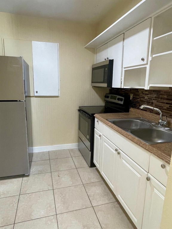 Hollywood Country Estates - Residential Income