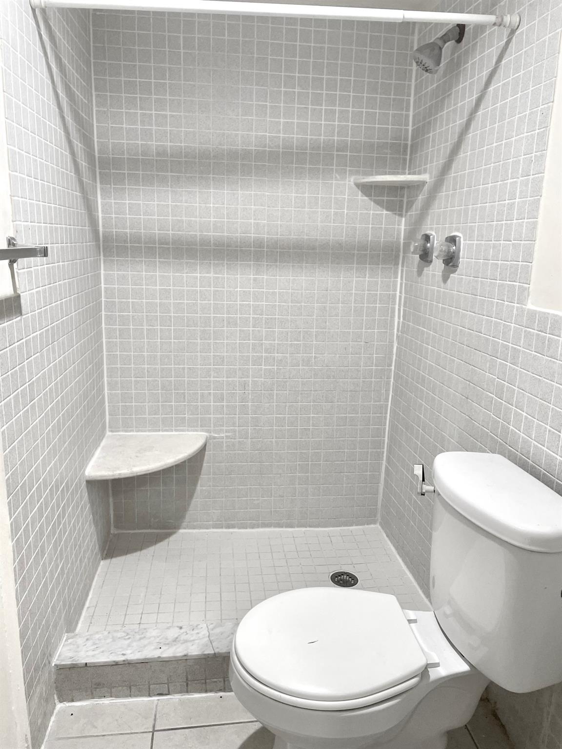 Hollywood Country Estates - Residential Income