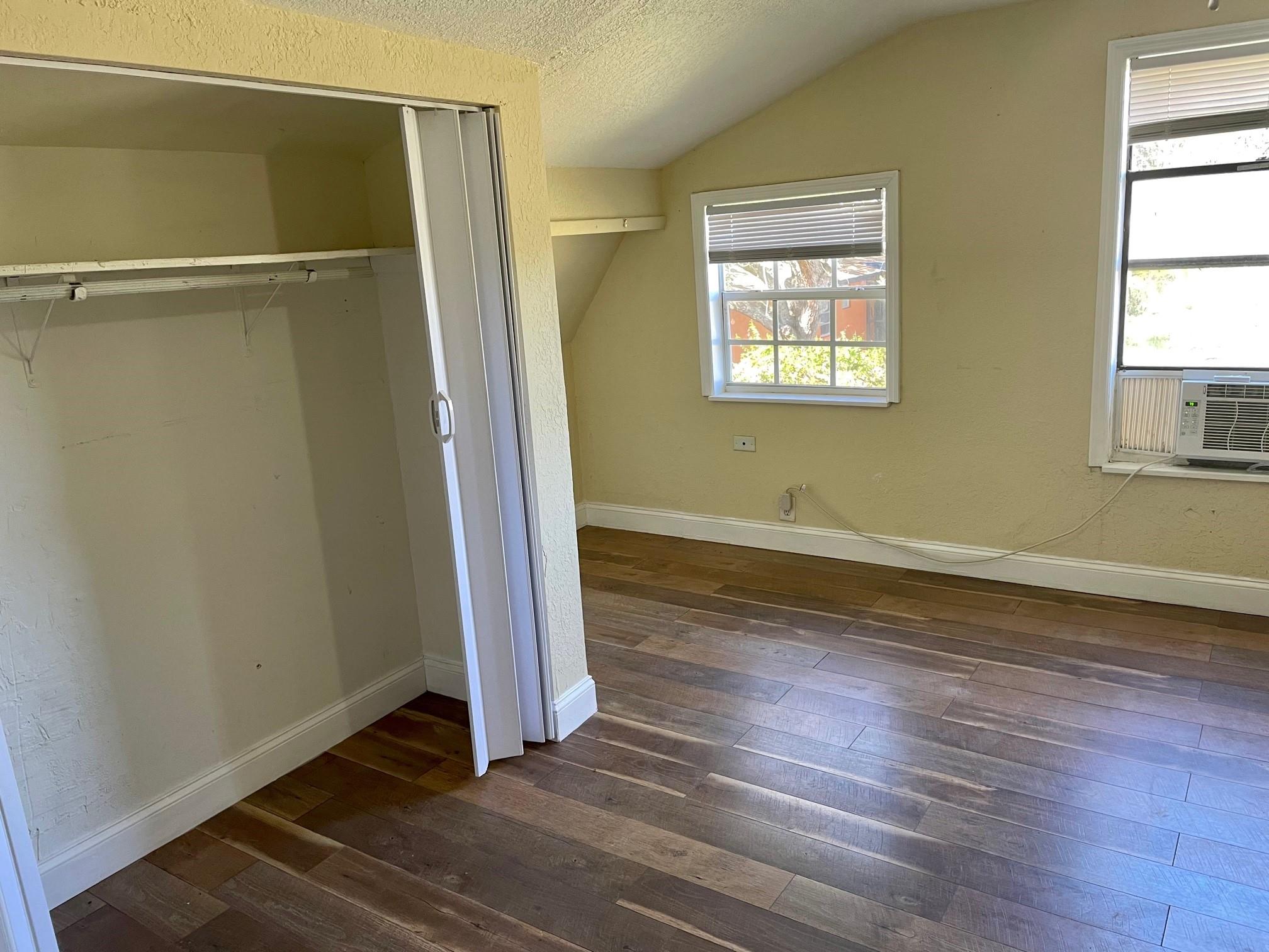 Hollywood Country Estates - Residential Income