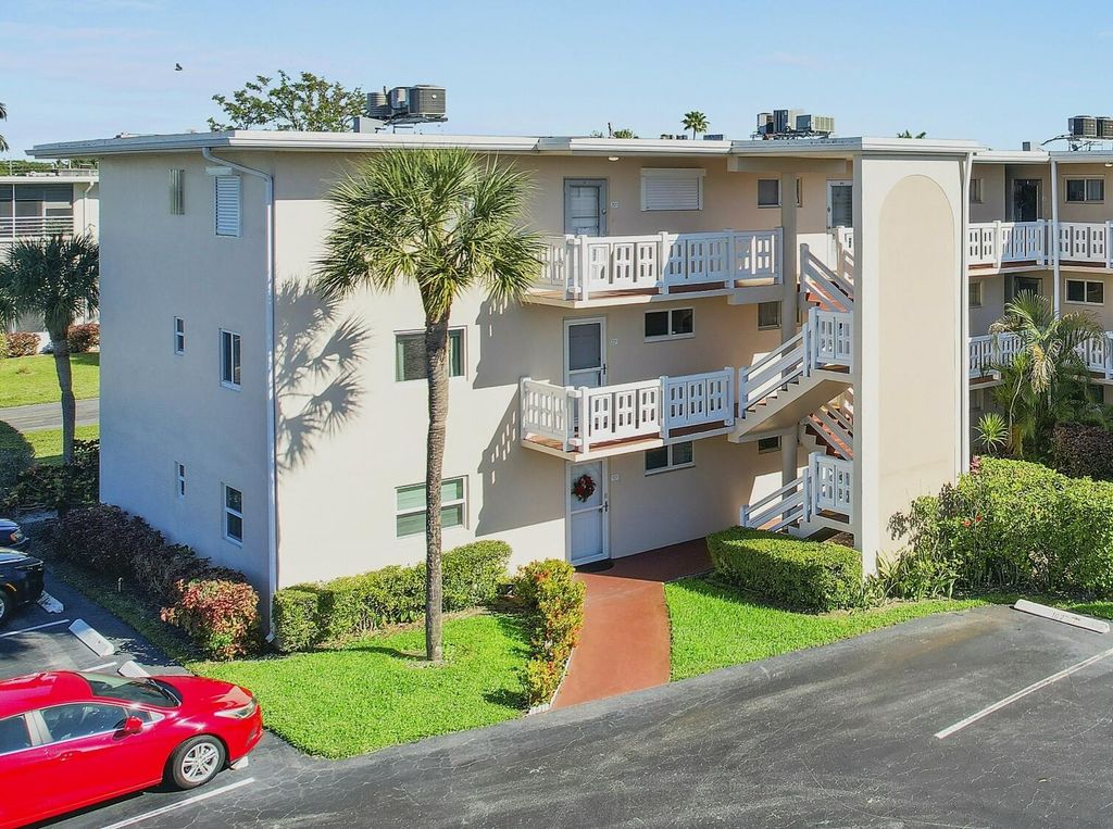 Photo of 2770 S Garden Drive #201, Lake Worth, FL 33461 (MLS # R10946288)