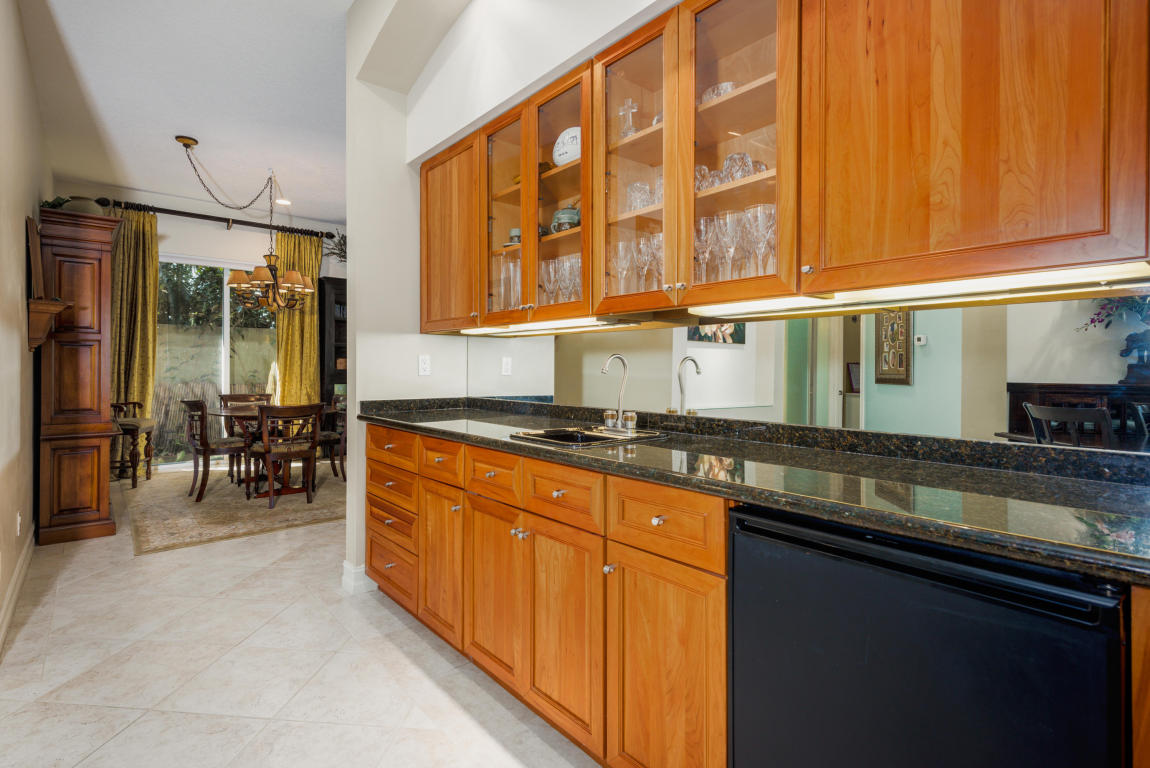 Islands of Jupiter (Jupiter River Estates) - Residential Lease