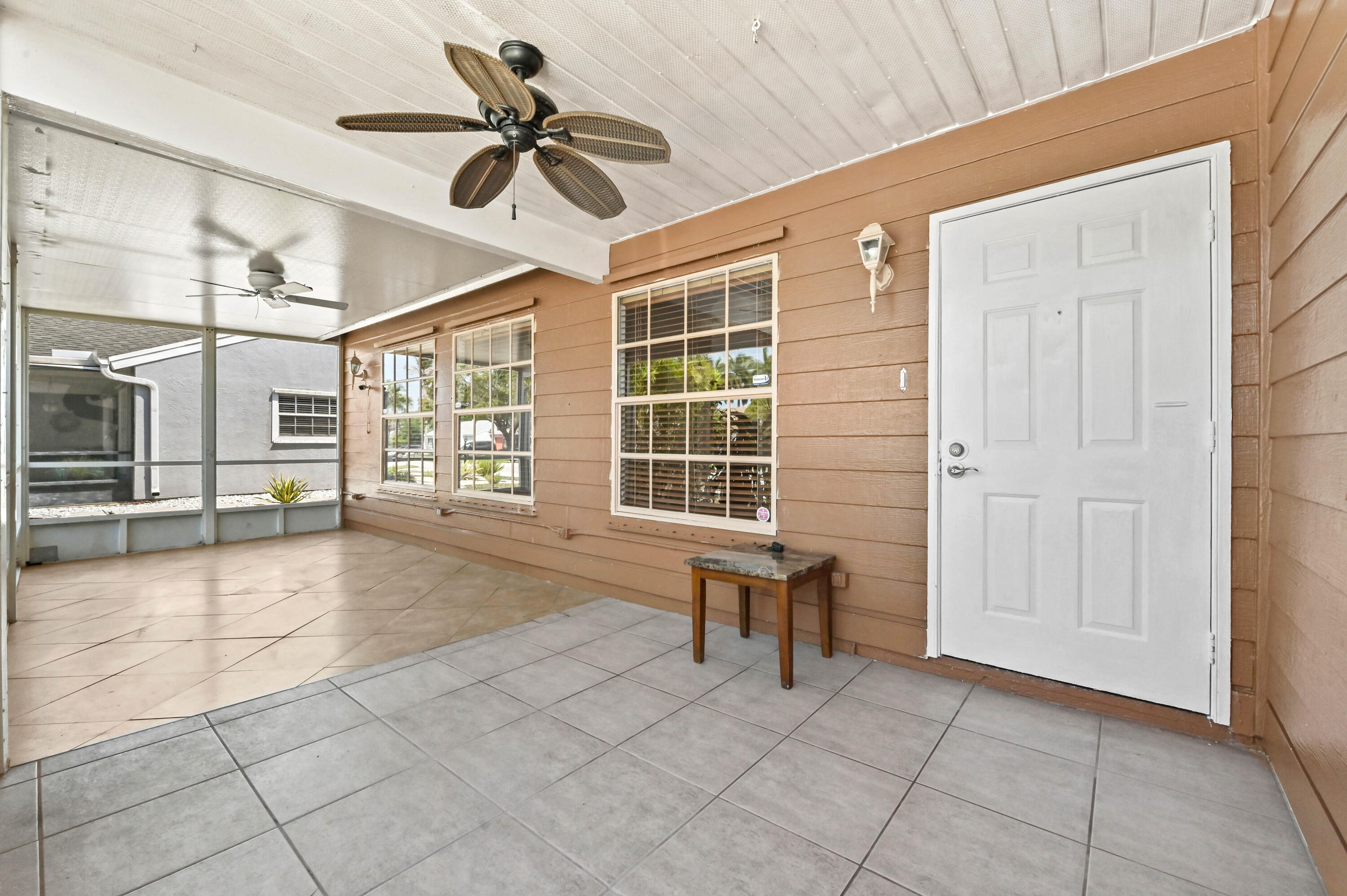 COUNTRYWOOD - Residential