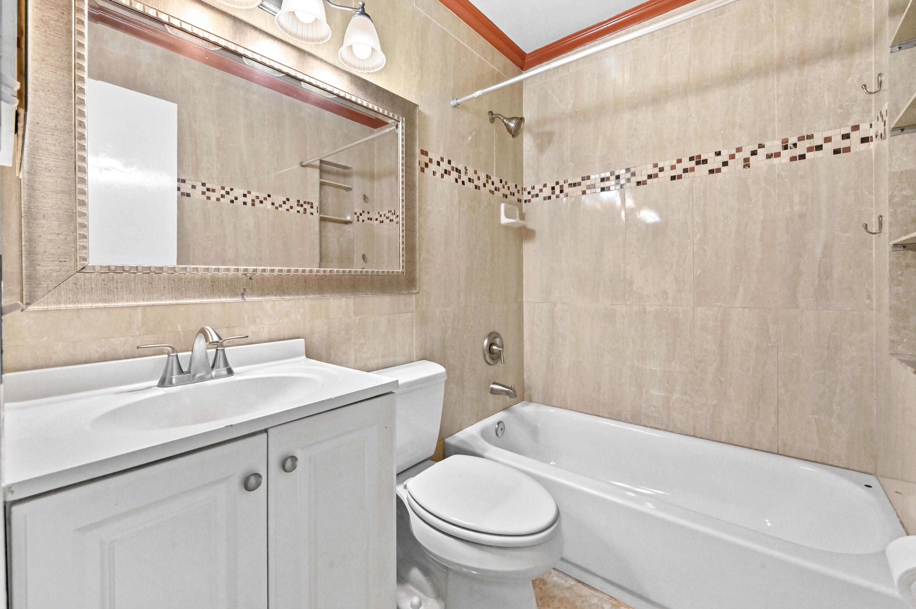 COUNTRYWOOD - Residential