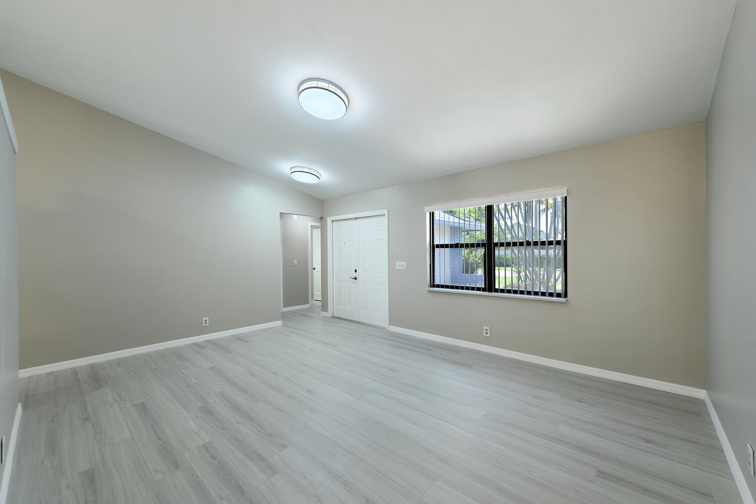 13442 Northumberland Circle