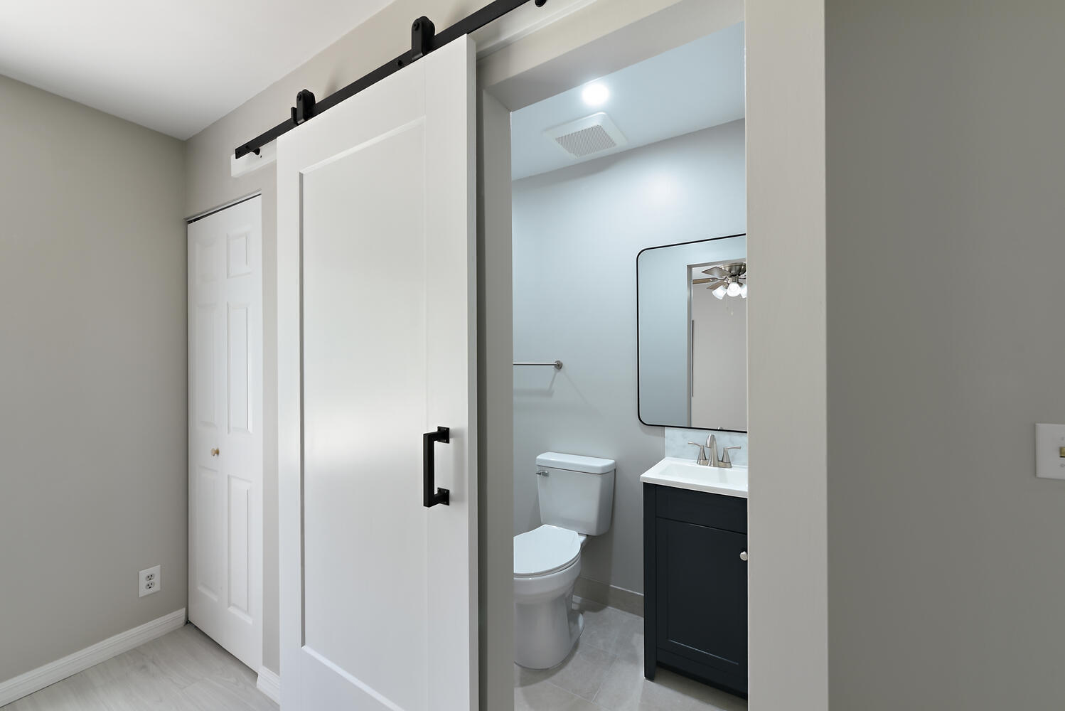 GREENVIEW SHORES 1 OF WELLINGTON - Residential Lease