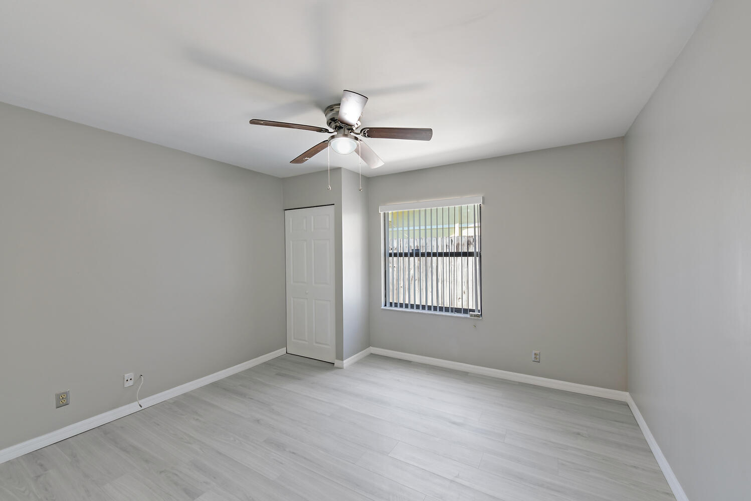 GREENVIEW SHORES 1 OF WELLINGTON - Residential Lease