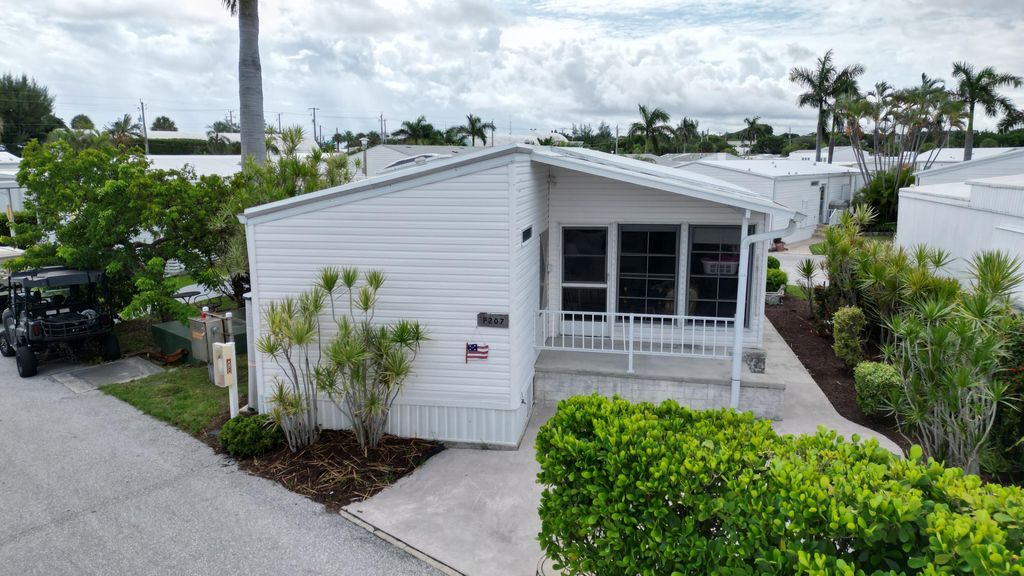 Photo of 207 N Heron Drive #P, Briny Breezes, FL 33435 (MLS # R11121324)