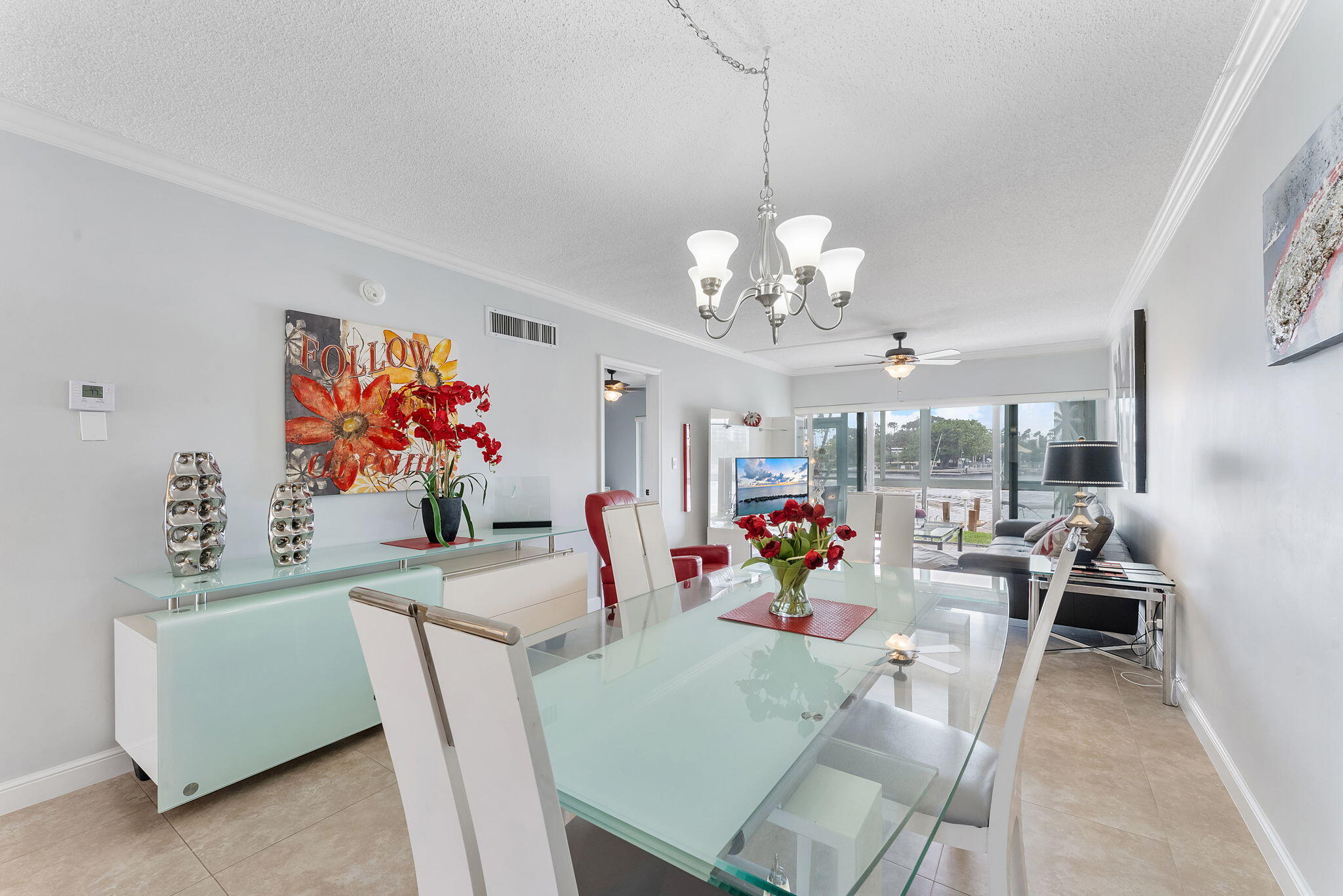 PENTHOUSE NORTH CONDO - Residential