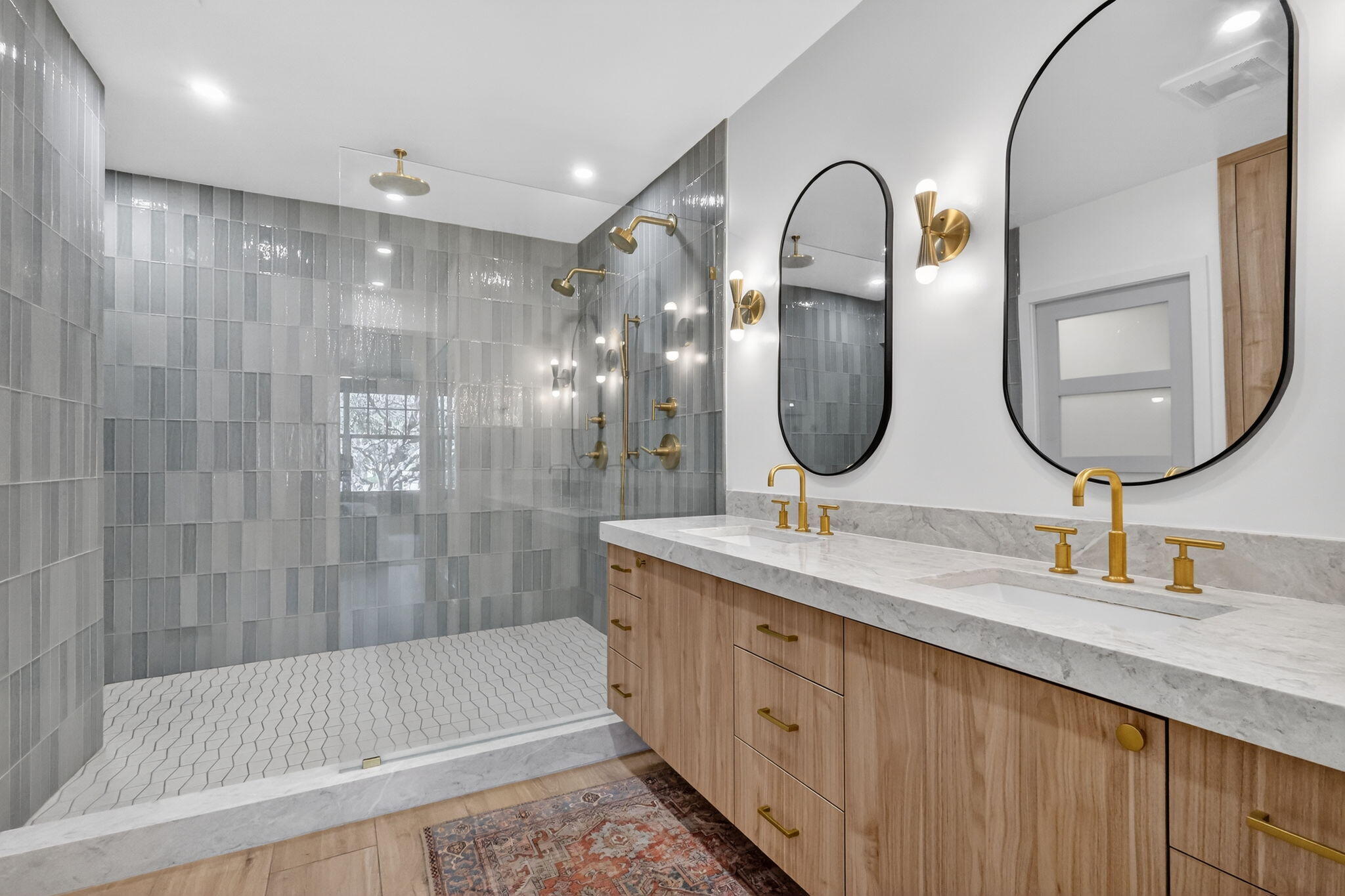 SEA COLONY CONDO - Residential