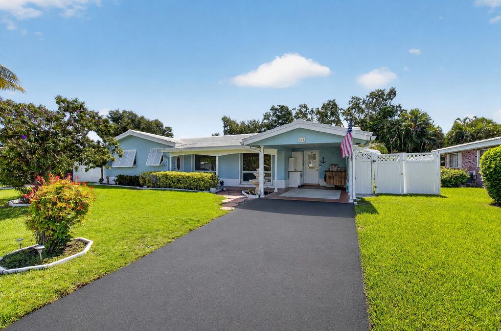 Photo of 200 SW 7th Avenue, Boca Raton, FL 33486 (MLS # B26055544)