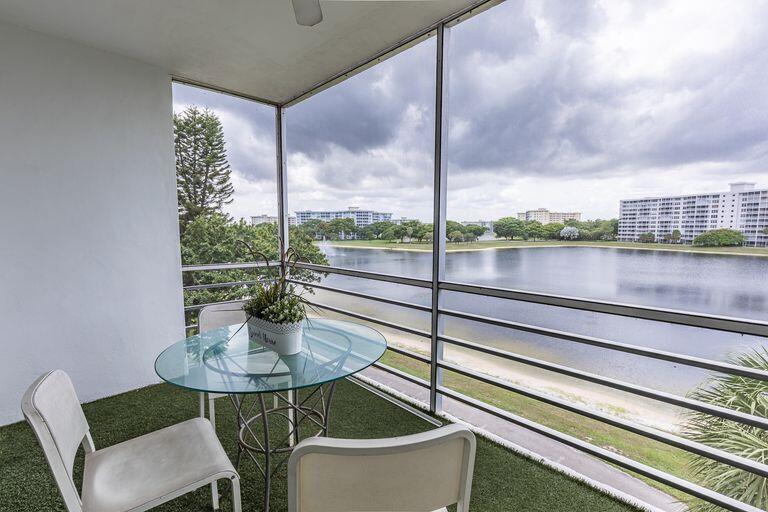 Welcome to your slice of paradise! This beautifully remodeled 1-bedroom, 1.5-bath condo is located in the vibrant heart of Pompano Beach. Fully furnished and move-in ready, it's the perfect blend of comfort, style, and coastal charm.Step inside to discover a bright, open living space with modern finishes throughout, including updated flooring, sleek countertops, and contemporary lighting. The spacious primary suite features ample closet space and a fully renovated en-suite bath, while the additional half bath is perfect for guests.WATER, INTERNET, CABLE INCLUDED.