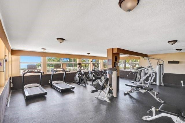 SEA RANCH LAKES NORTH - Residential