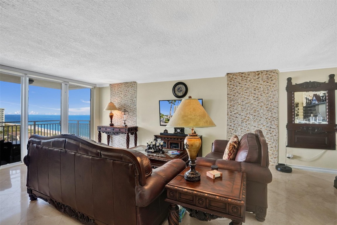 SEA RANCH LAKES NORTH - Residential