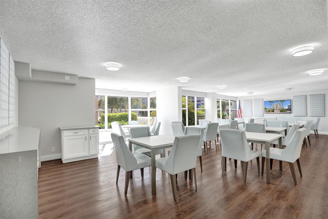 SEA RANCH LAKES NORTH - Residential