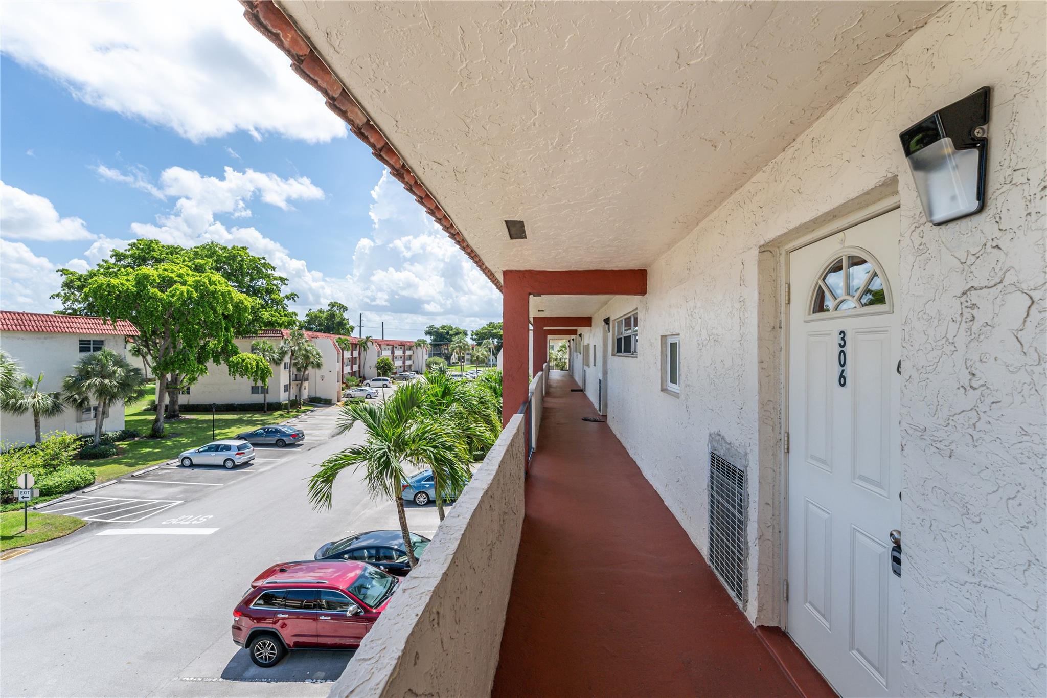 Hollybrook Golf & Tennis - Residential