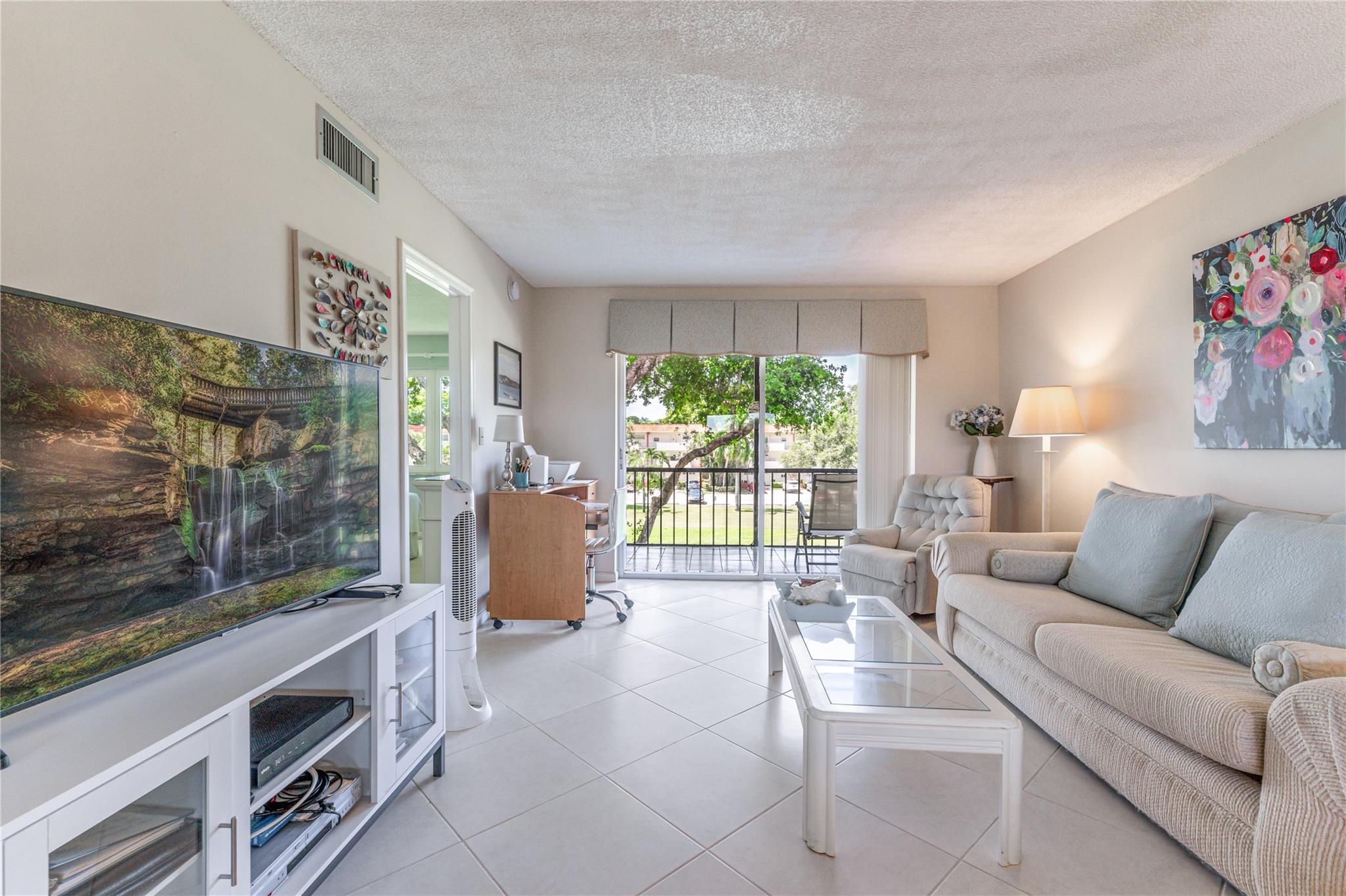 Hollybrook Golf & Tennis - Residential