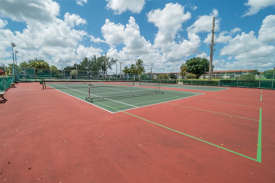Hollybrook Golf & Tennis - Residential