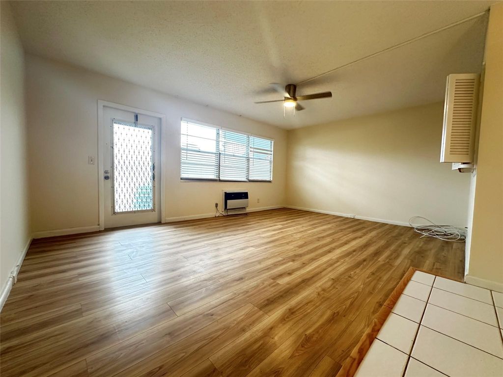 Photo of 172 Oakridge L #172, Deerfield Beach, FL 33442 (MLS # F10492490)