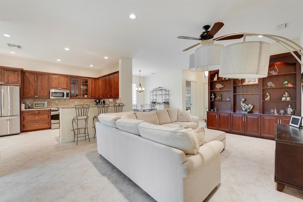 Photo of 10552 Stone Garden Drive, Boynton Beach, FL 33473 (MLS # R11093551)