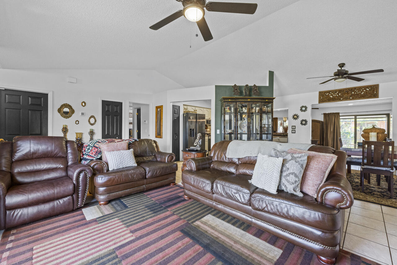 PORT ST LUCIE SECTION 33 - Residential