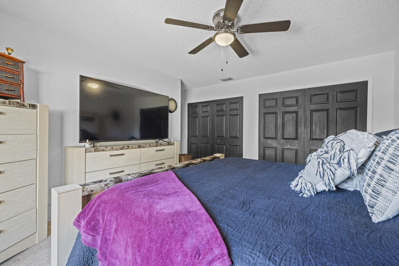 PORT ST LUCIE SECTION 33 - Residential
