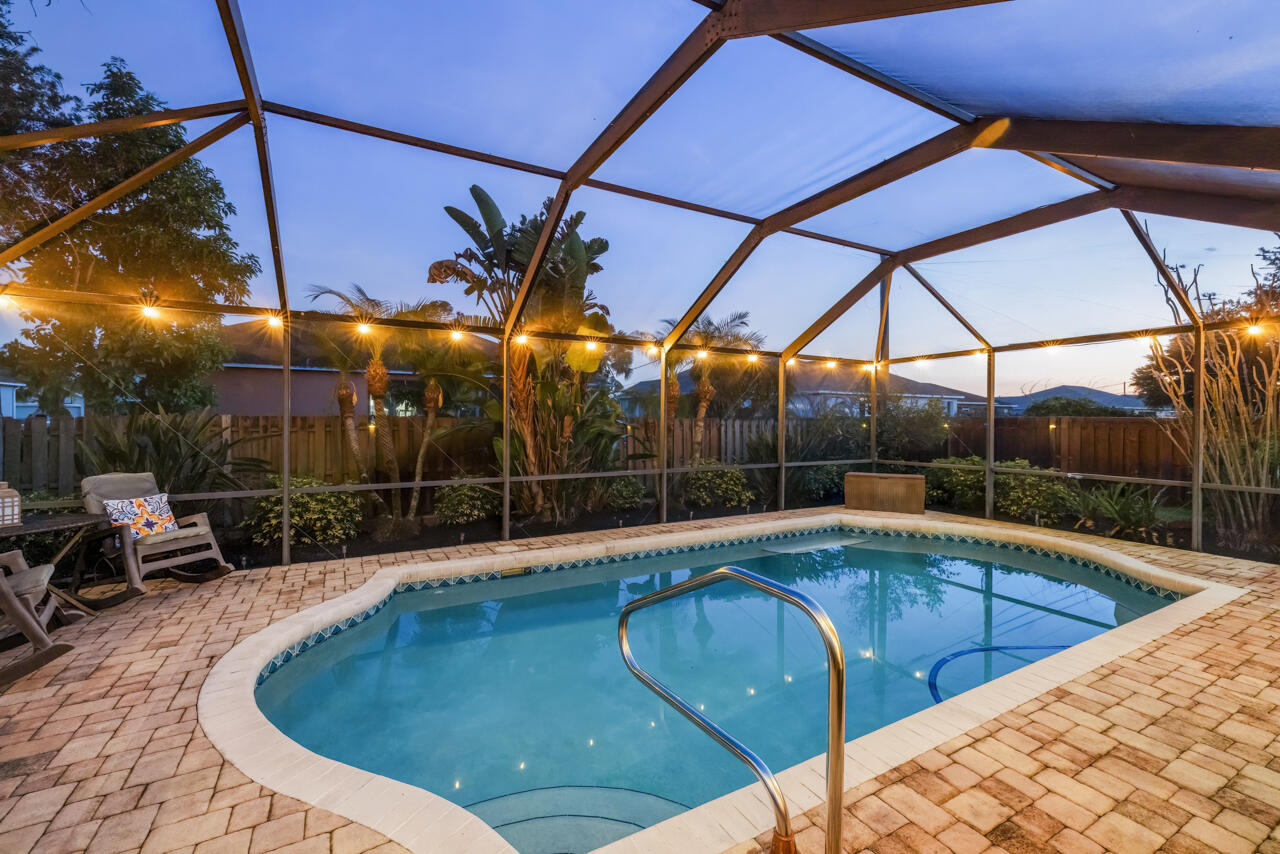 PORT ST LUCIE SECTION 33 - Residential