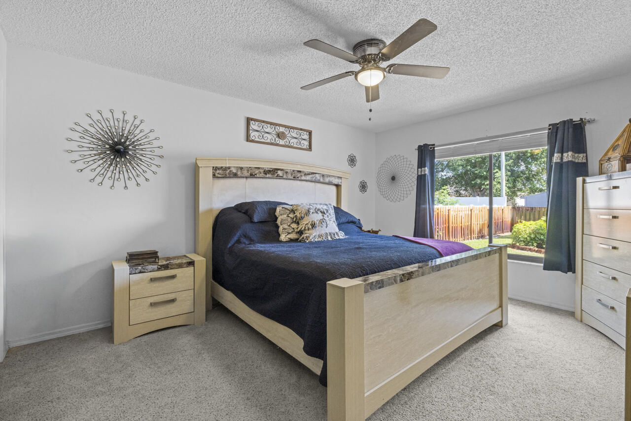 PORT ST LUCIE SECTION 33 - Residential