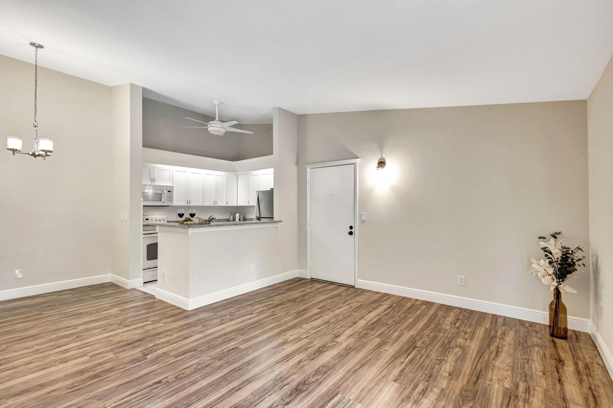 1109 Duncan Circle 201