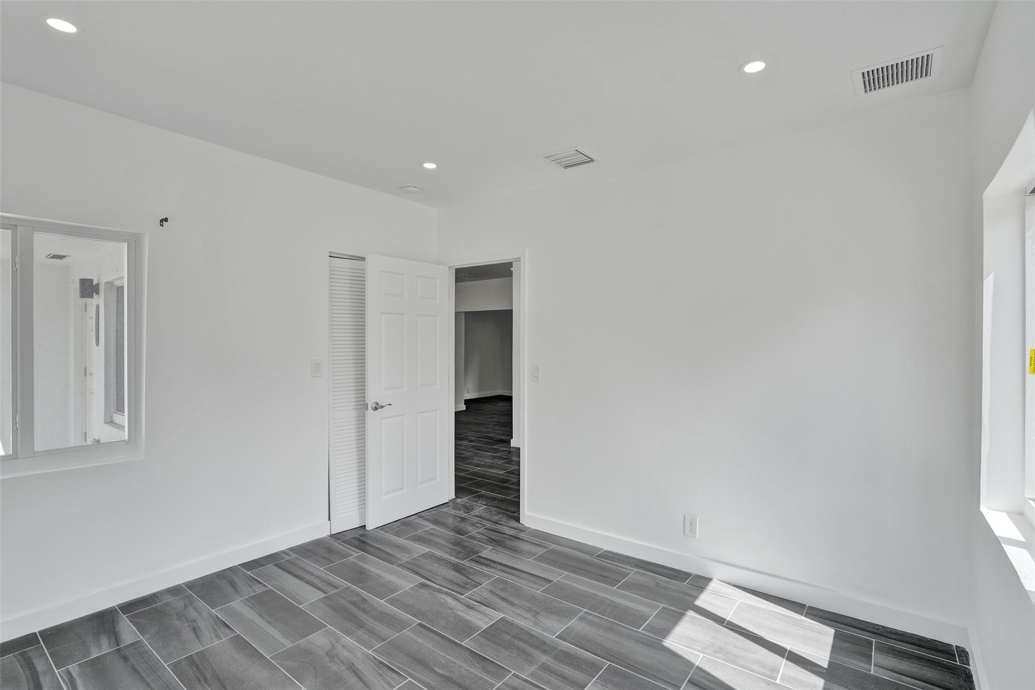 Croissant Park 4-28 B - Residential