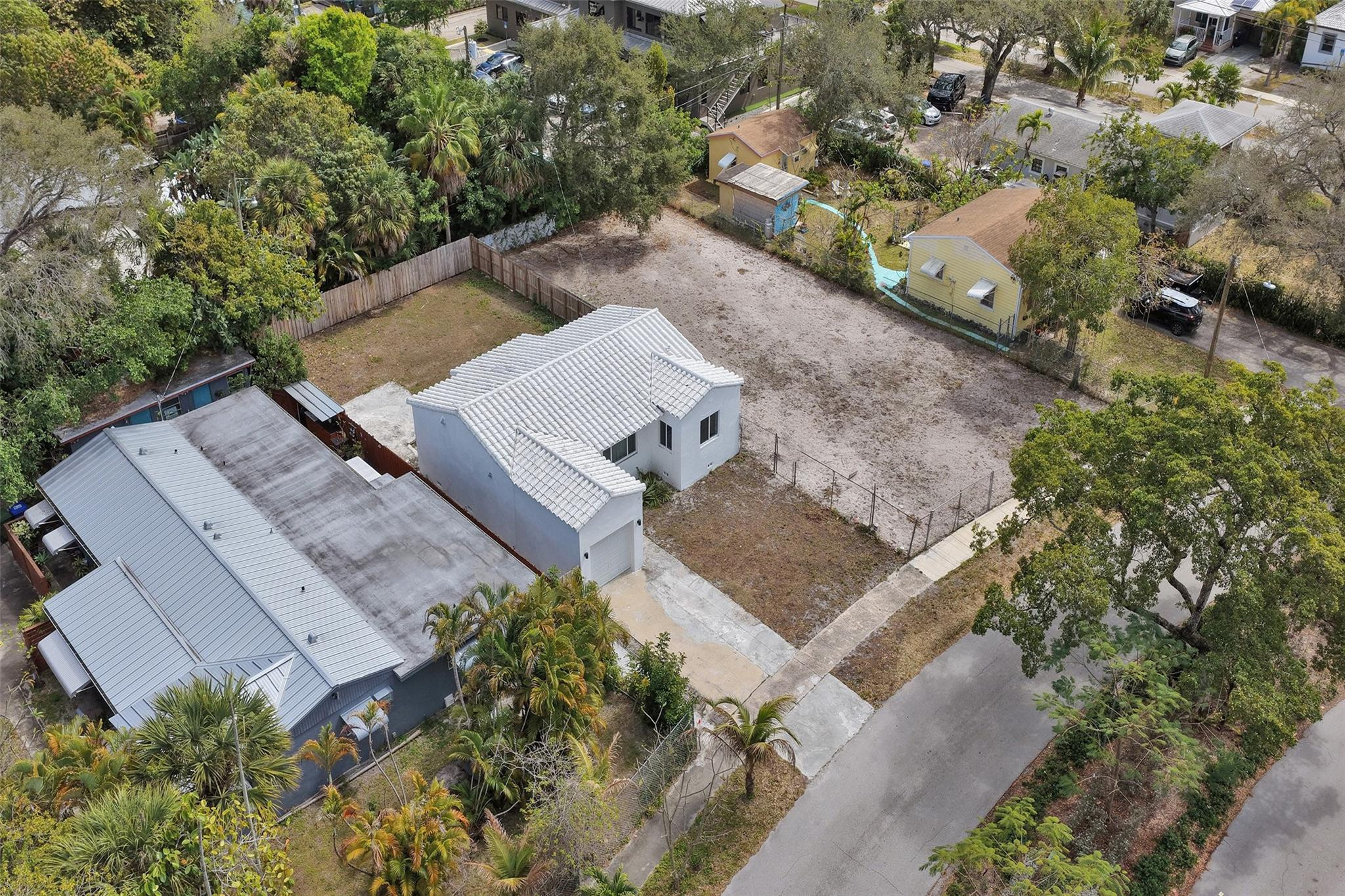 Croissant Park 4-28 B - Residential