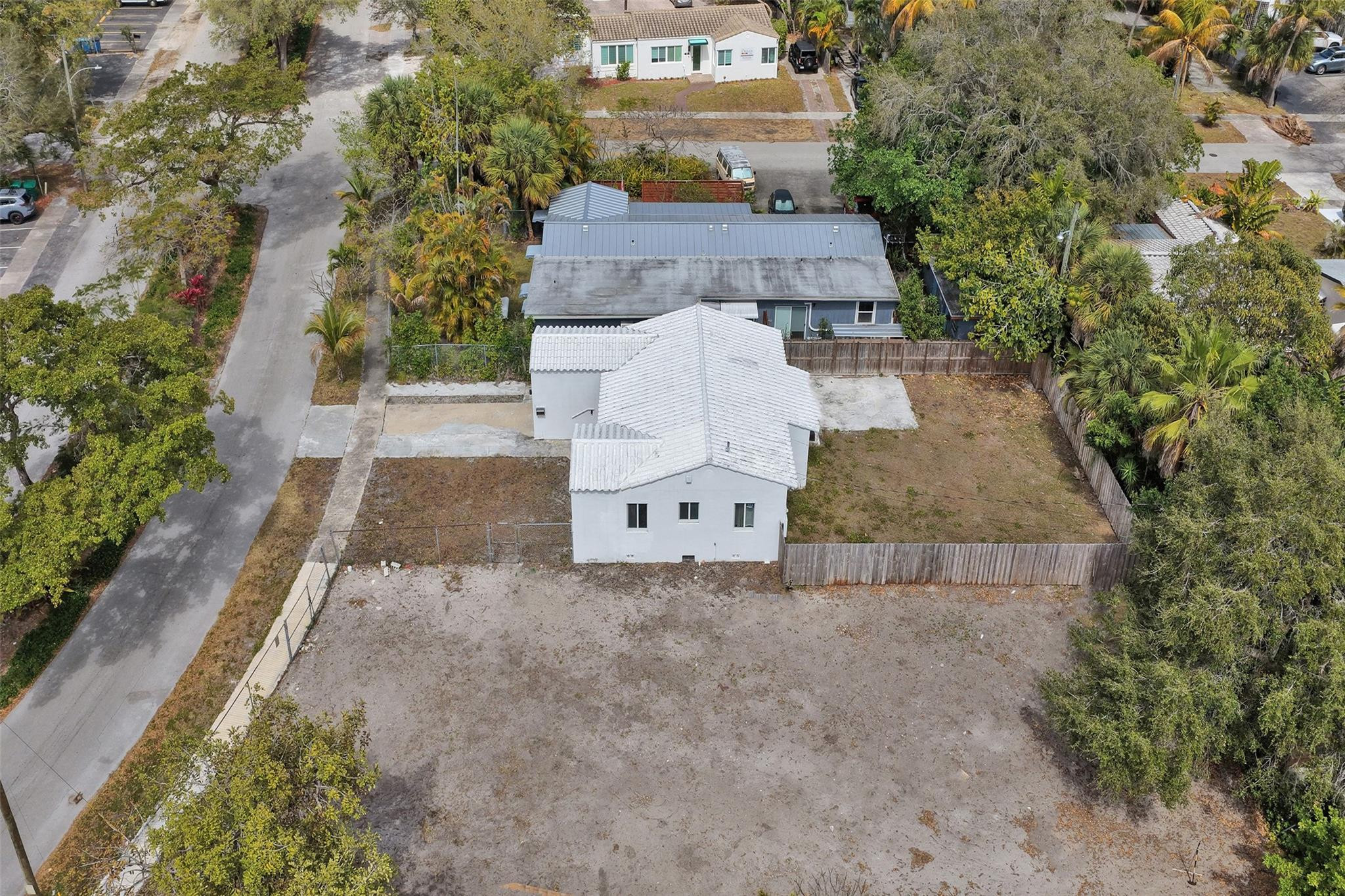 Croissant Park 4-28 B - Residential