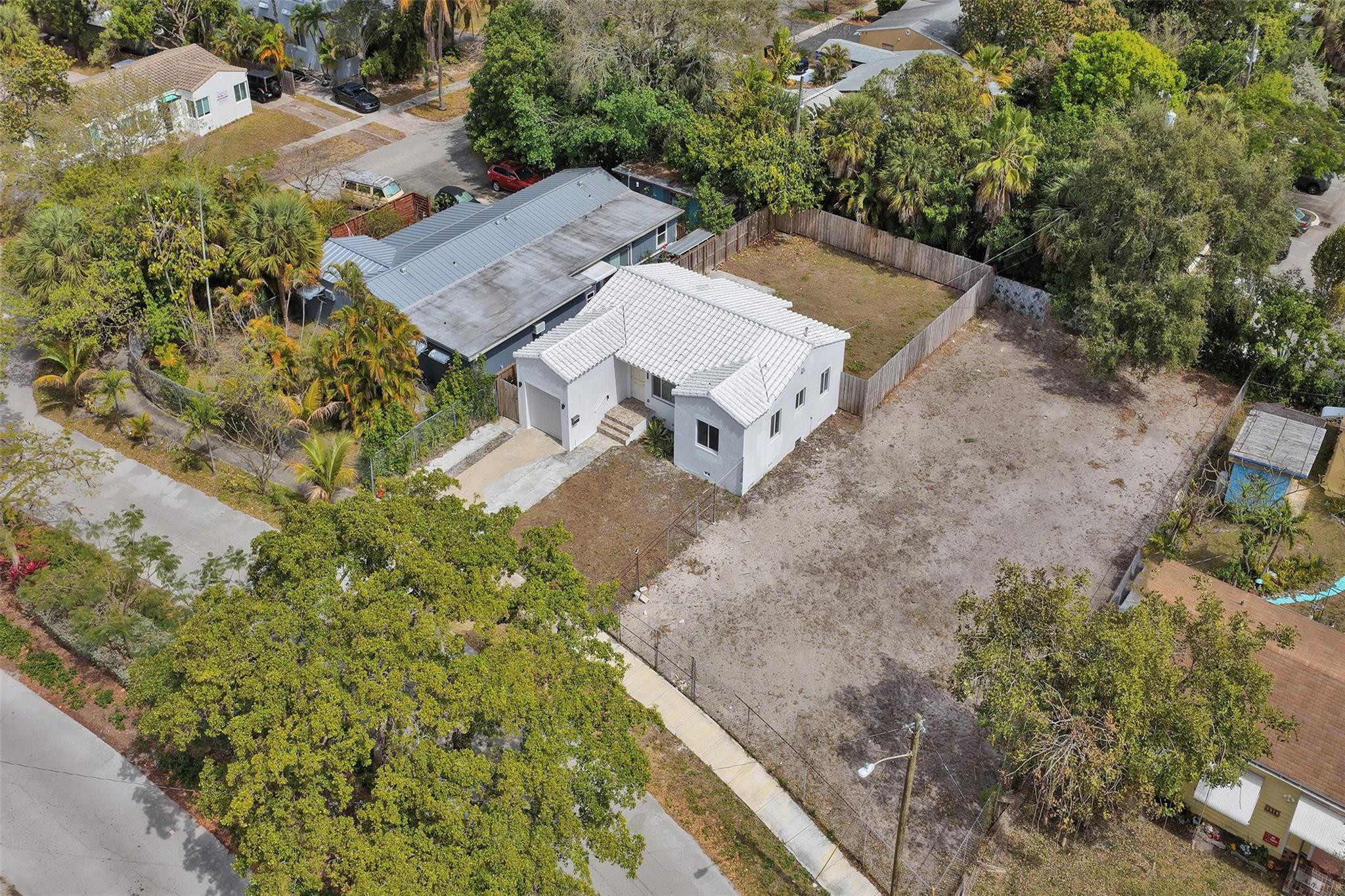 Croissant Park 4-28 B - Residential