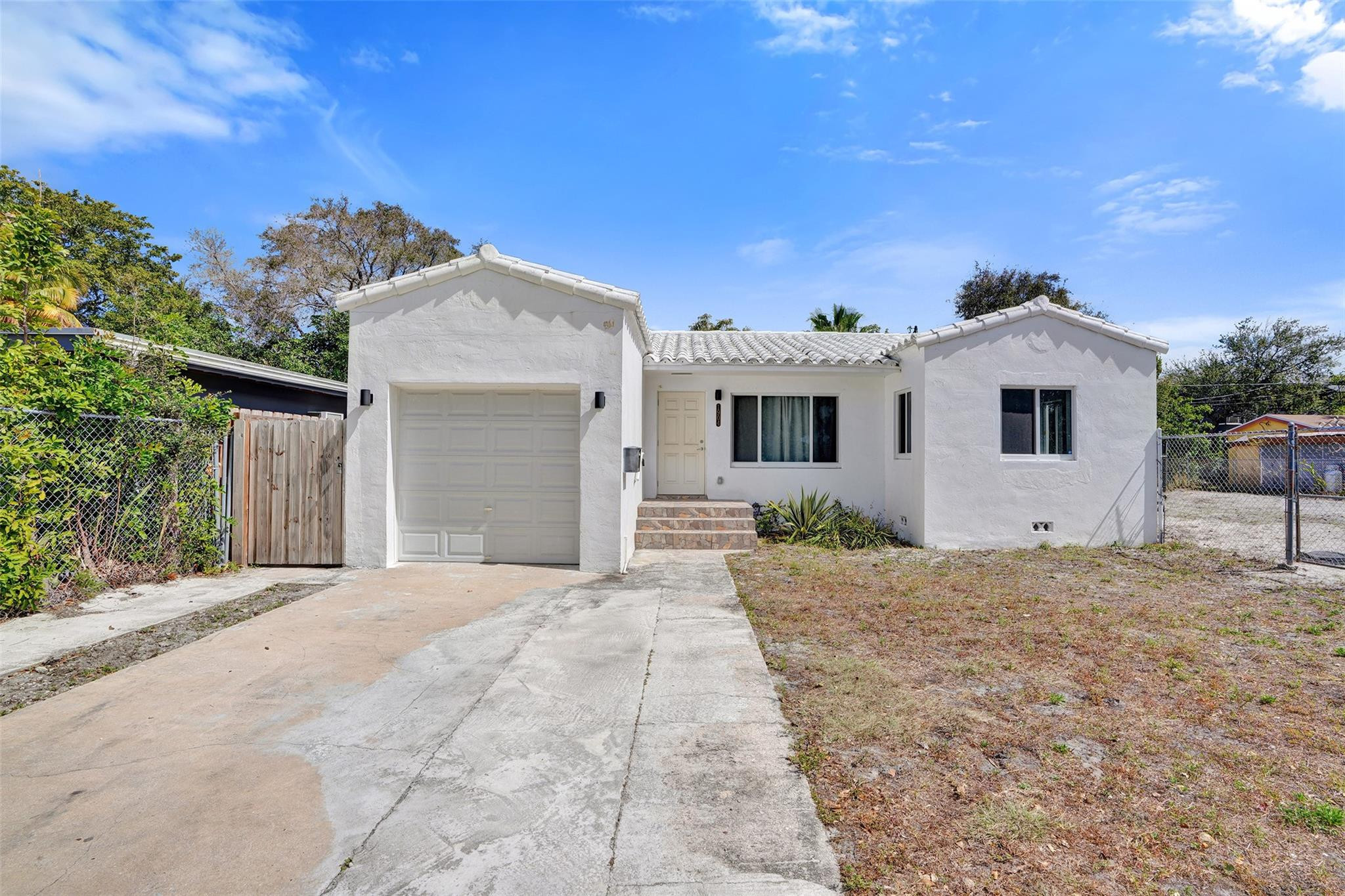 Croissant Park 4-28 B - Residential