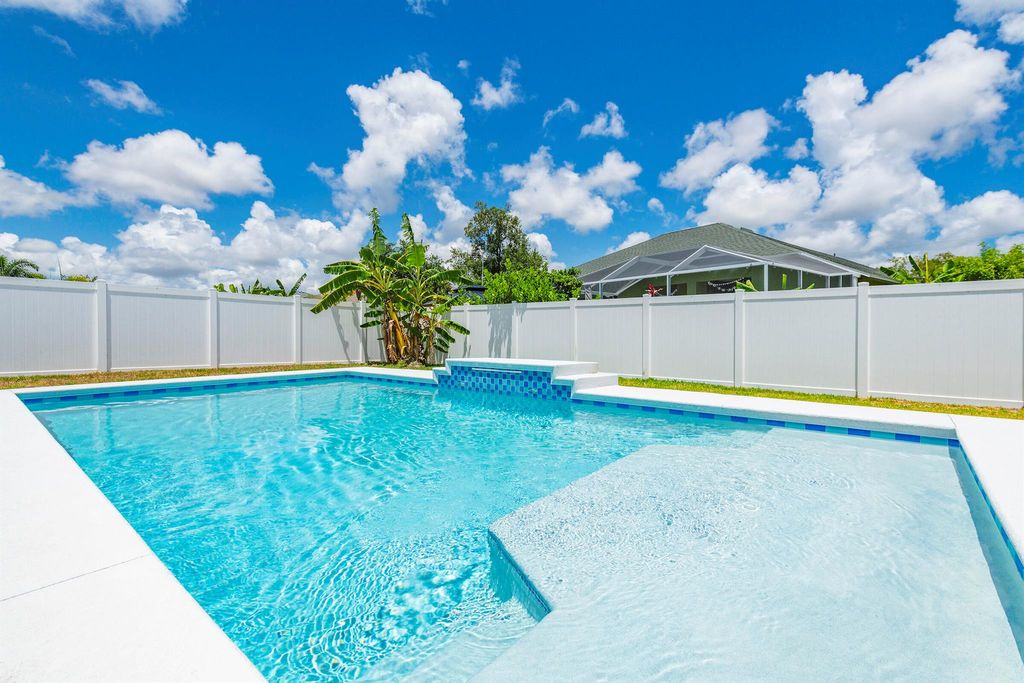 Photo of 5459 NW Whitecap Road, Port Saint Lucie, FL 34986 (MLS # R10984528)