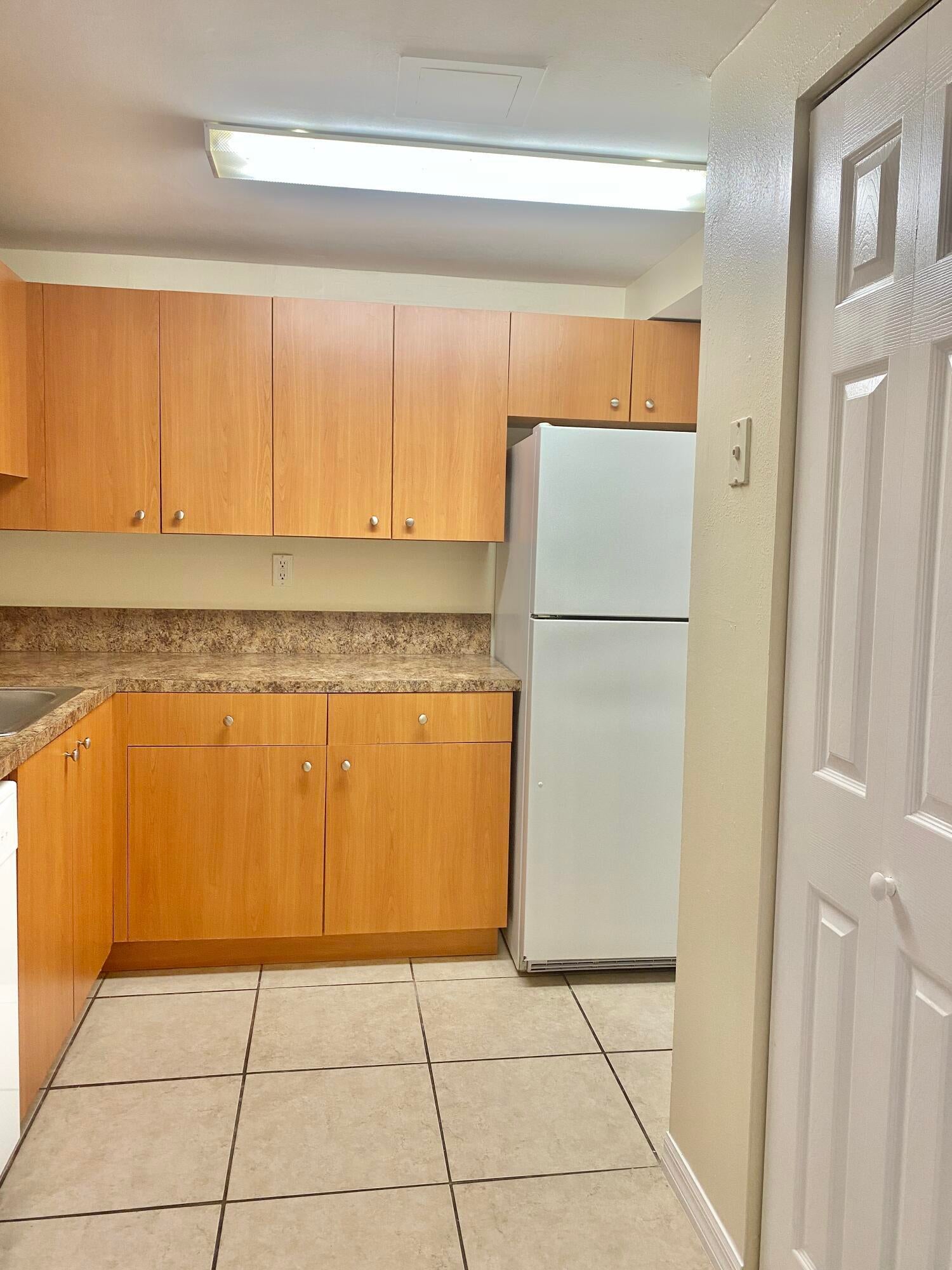 405 Executive Center Drive 208