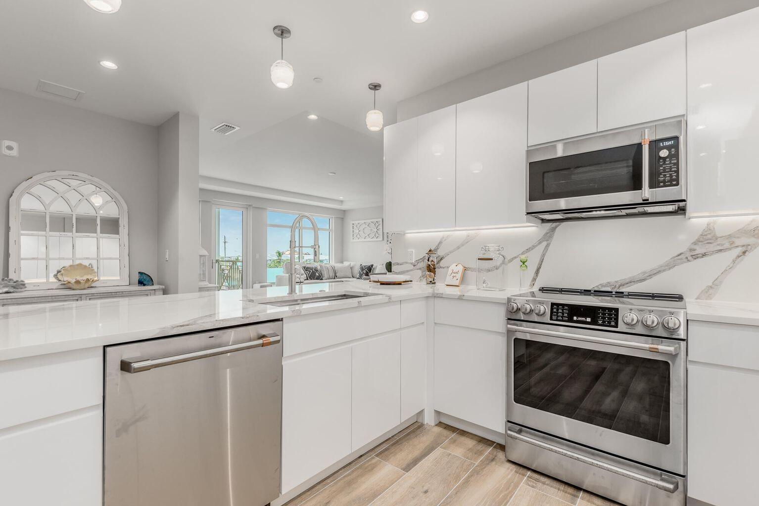 SAILFISH COVE CONDOMINIUM - Residential Lease