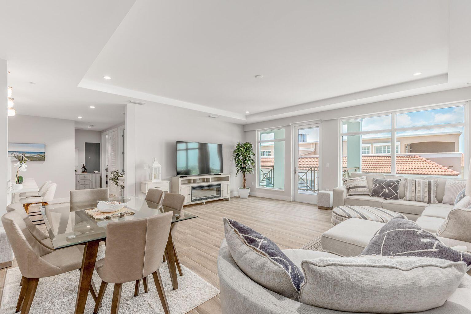SAILFISH COVE CONDOMINIUM - Residential Lease