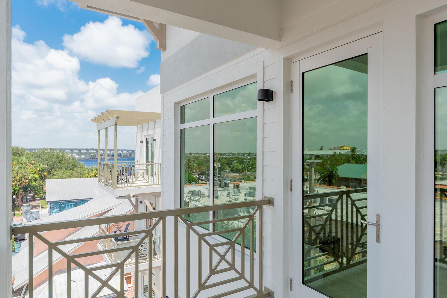 SAILFISH COVE CONDOMINIUM - Residential Lease