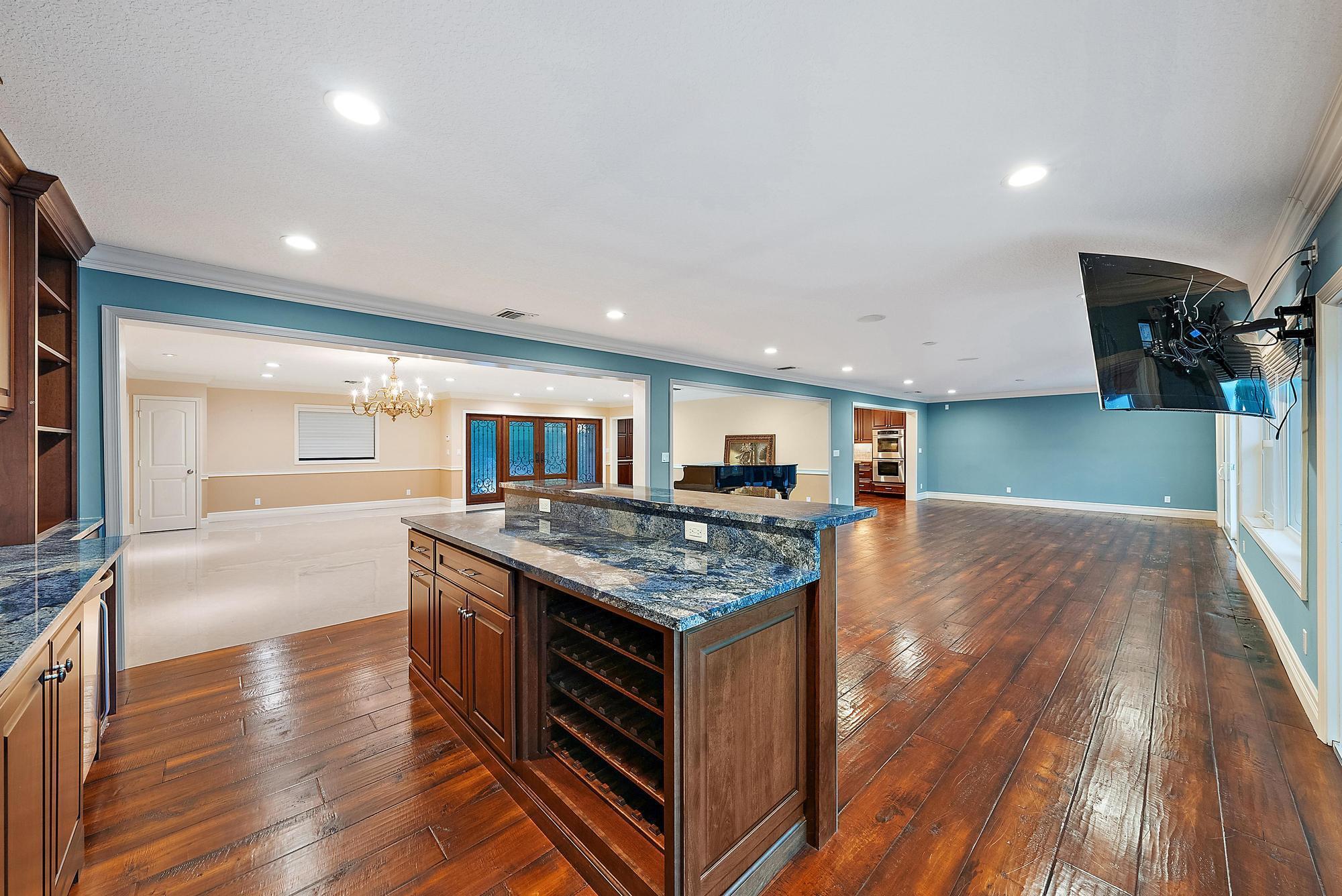 PROSPERITY BAY VILLAGE - Residential