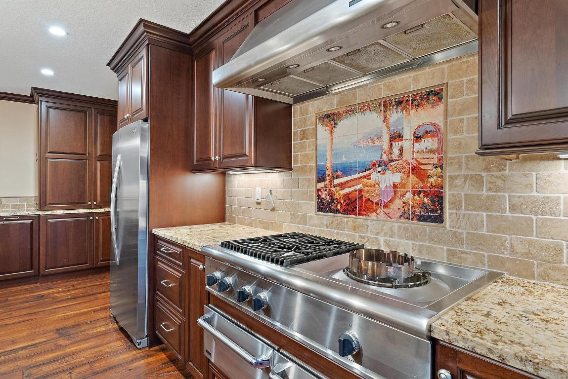 PROSPERITY BAY VILLAGE - Residential