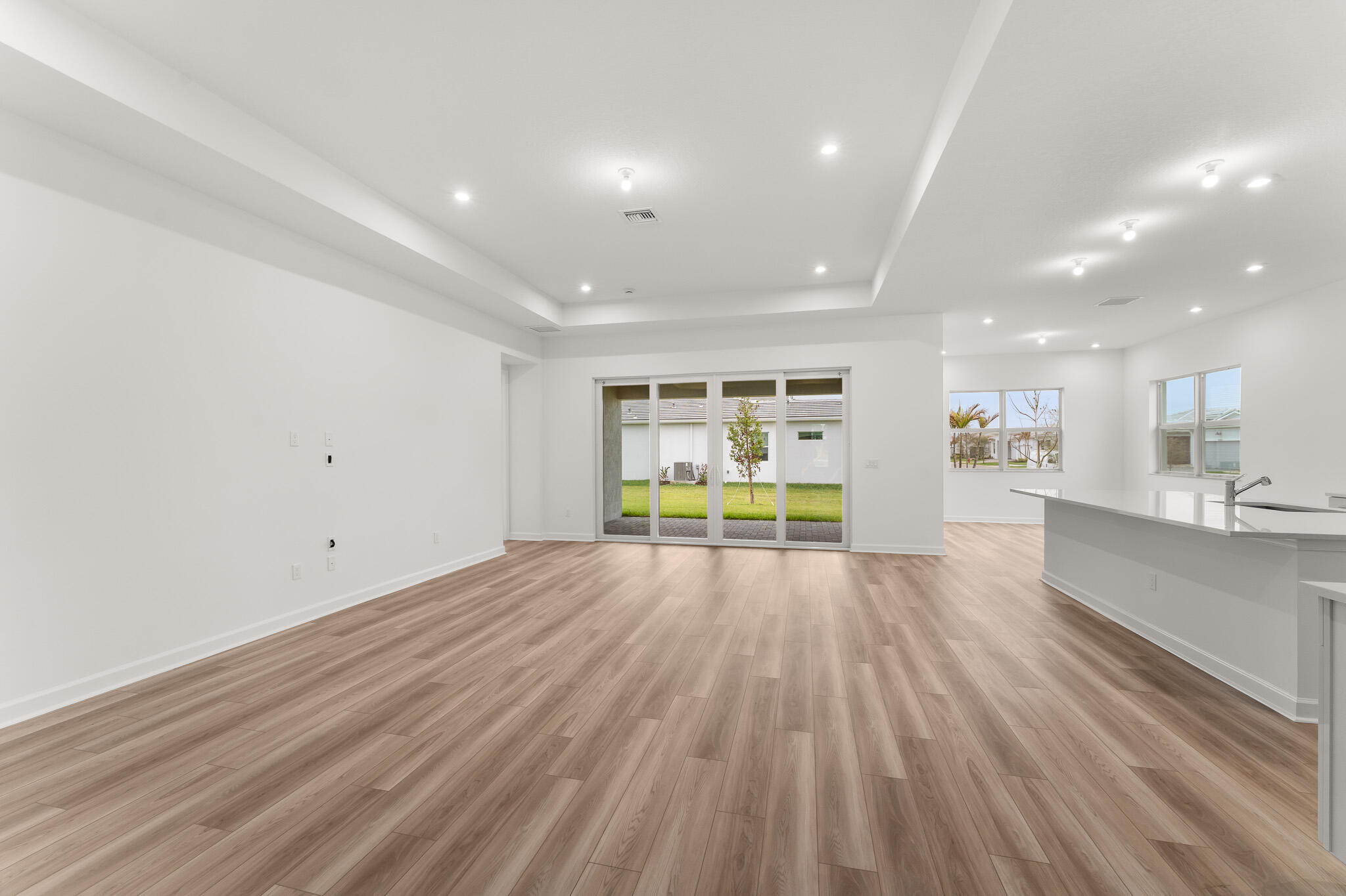 TELARO AT SOUTHERN GROVE PHASE 2 AND 3 - Residential