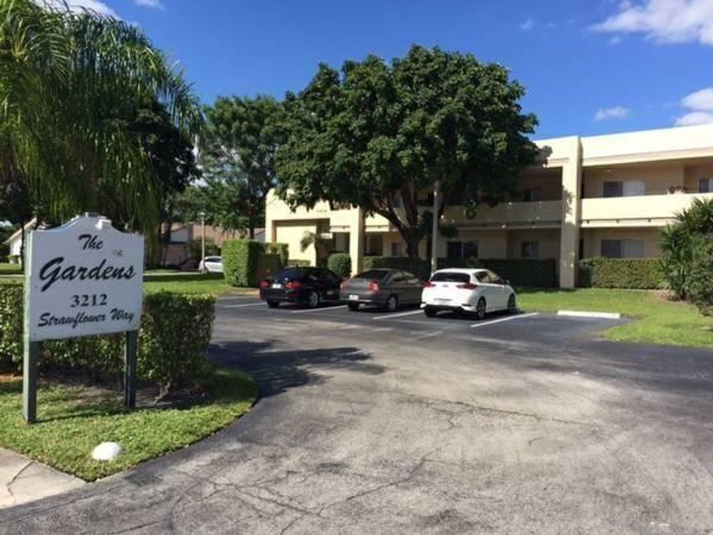 Photo of 3212 Strawflower Way #207, Lake Worth, FL 33467 (MLS # B26033386)