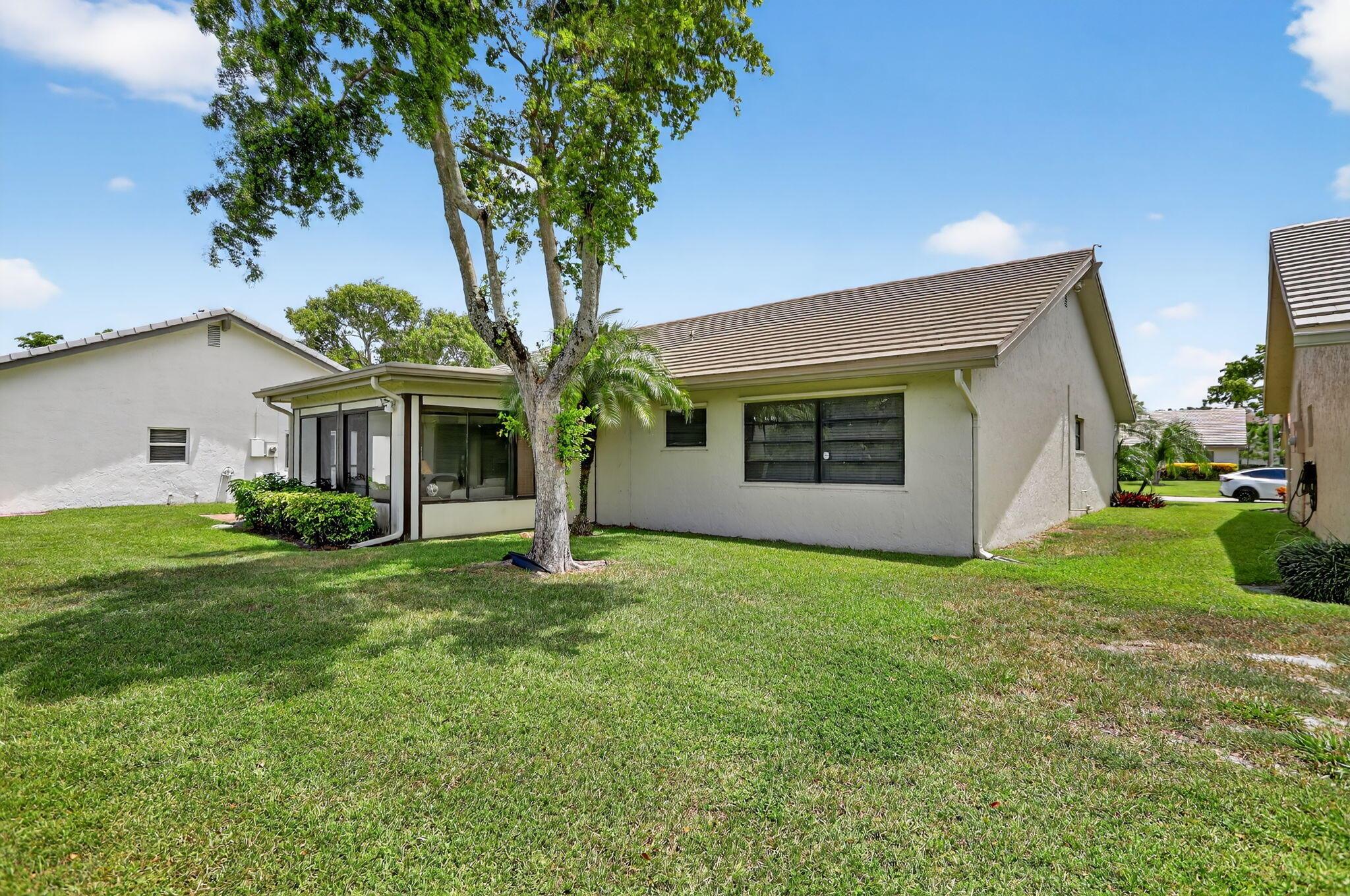 6043 Petaluma Drive