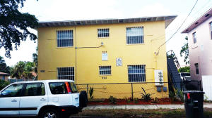 CLOWS - Residential Lease