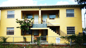 CLOWS - Residential Lease