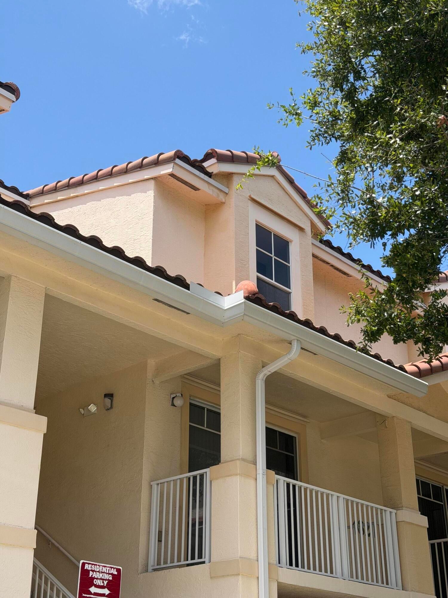 4823 CHANCELLOR Drive 23