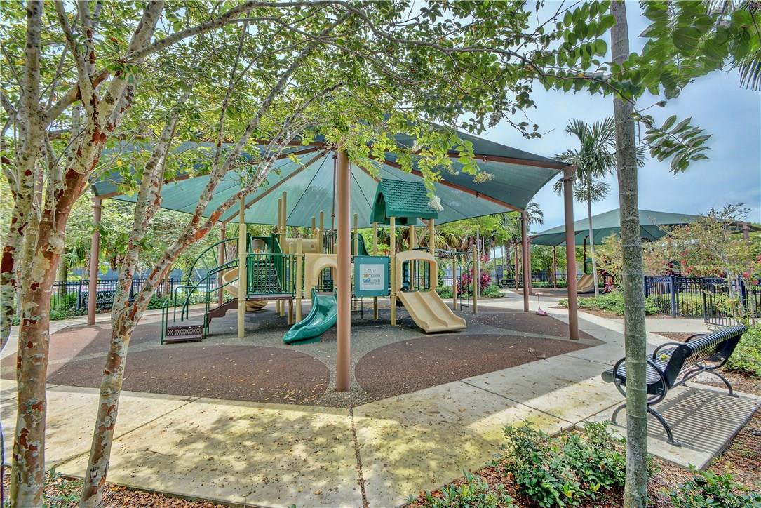 Palm Aire Country Club - Residential