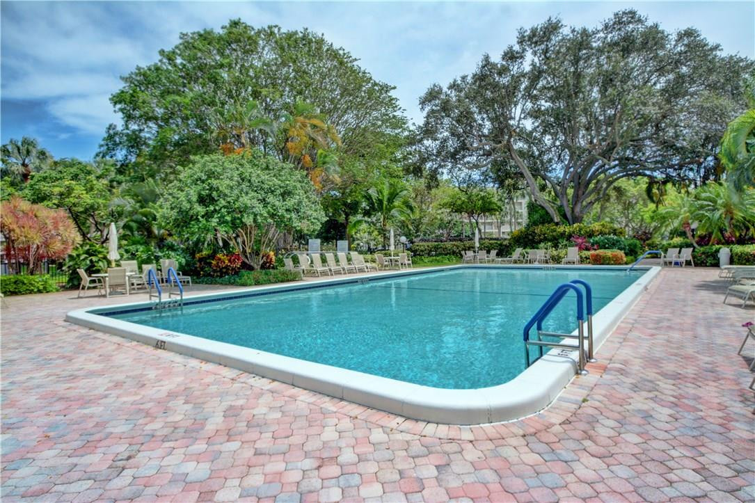 Palm Aire Country Club - Residential