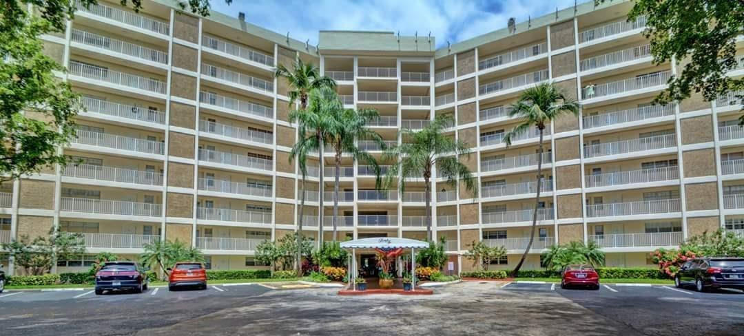 Palm Aire Country Club - Residential