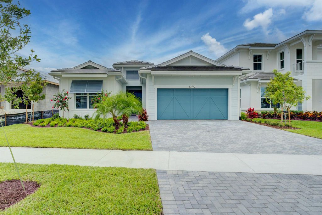 Photo of 12719 Nautilus Circle, Palm Beach Gardens, FL 33412 (MLS # R10893461)